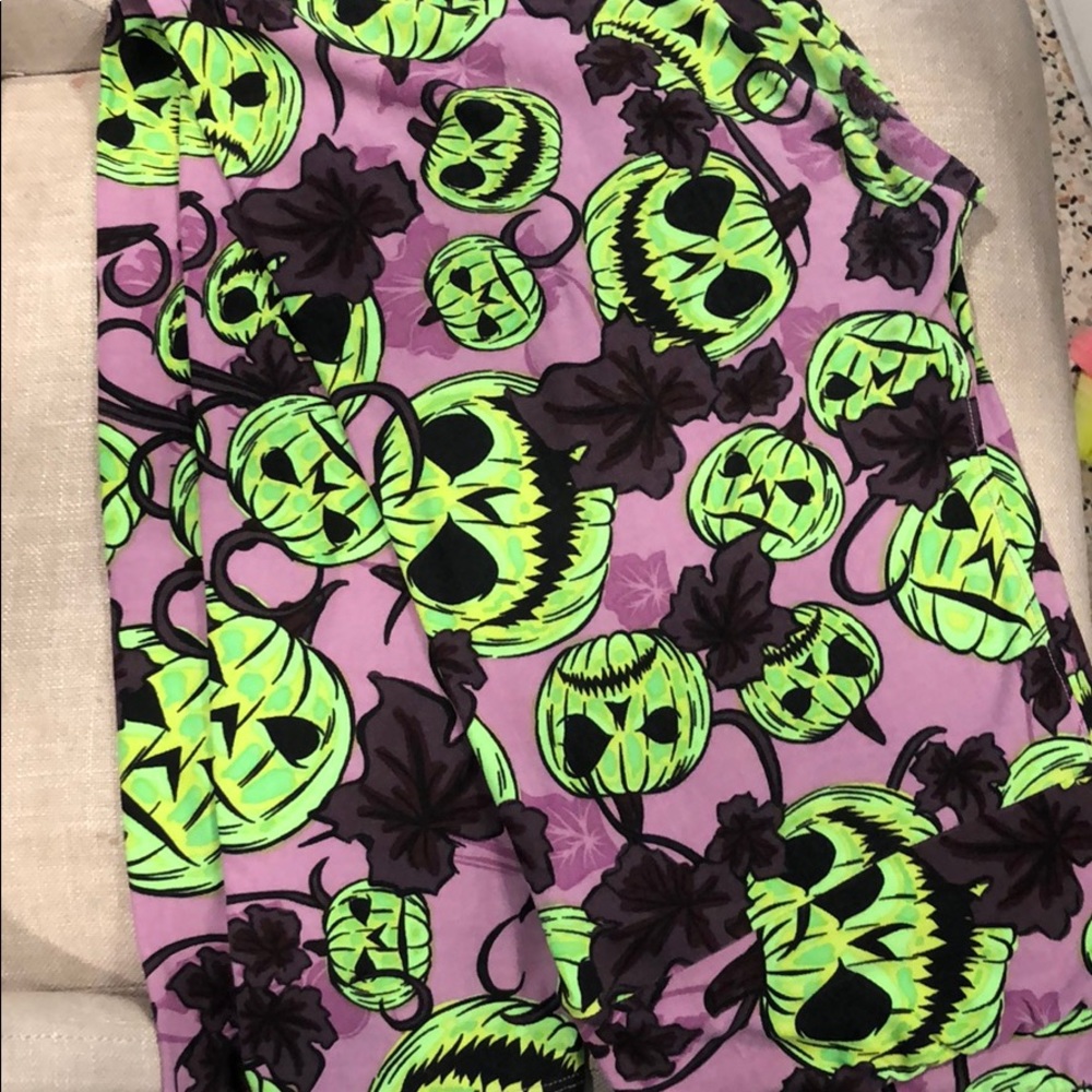 LuLaRoe Tall & Curvy (original) Leggings Halloween